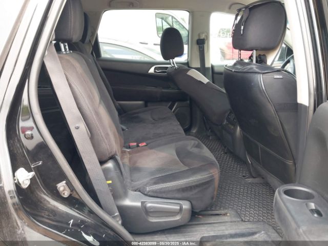 5N1AR2MM5EC704408 Nissan Pathfinder S