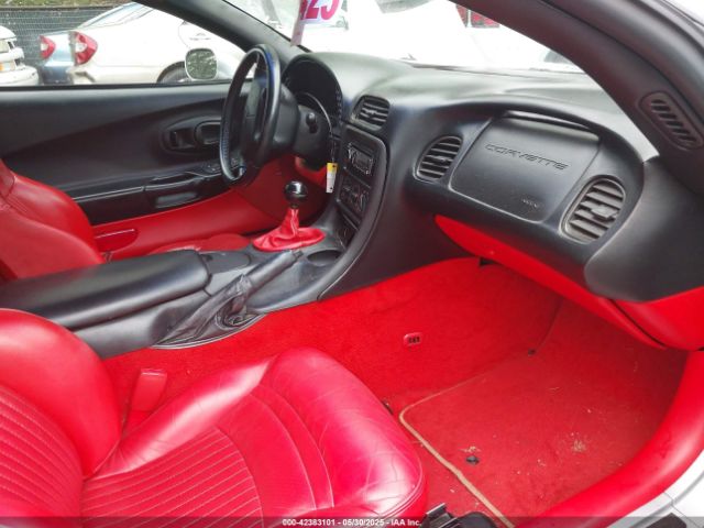 2000 CHEVROLET CORVETTE 1G1YY32G4Y5111973 Photo 4