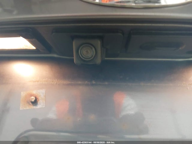 3MZBN1V37JM215017 Mazda py