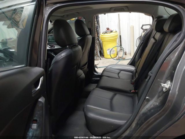 2018 MAZDA MAZDA3 3MZBN1V37JM215017 Photo 7