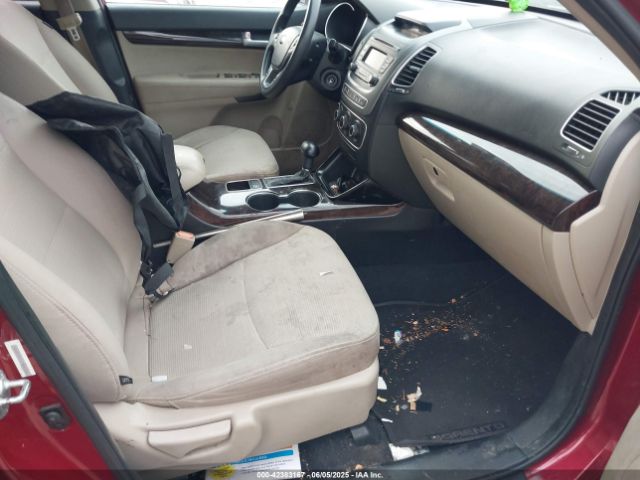 5XYKT3A61FG661480 KIA SORENTO LX