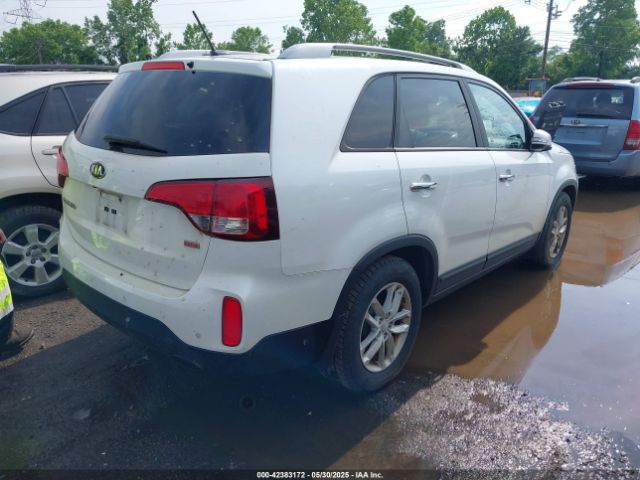 5XYKT3A63EG449890 KIA SORENTO LX