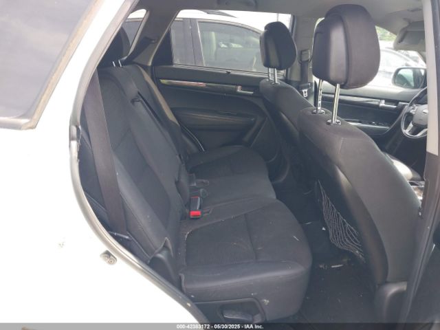 5XYKT3A63EG449890 KIA SORENTO LX