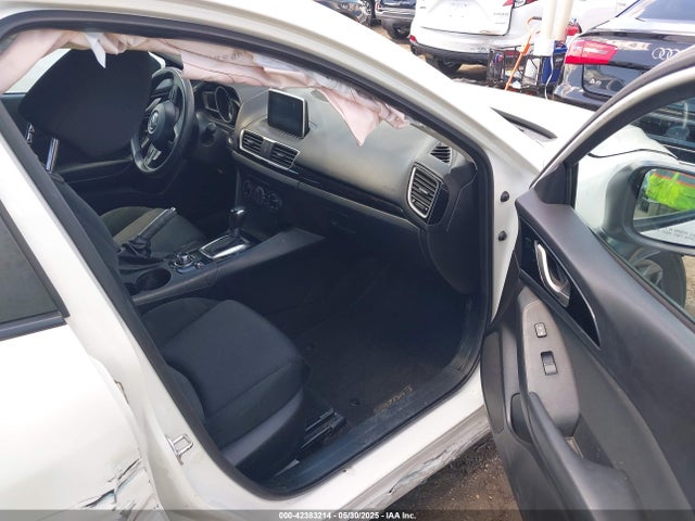 3MZBM1U7XFM131823 Mazda pe