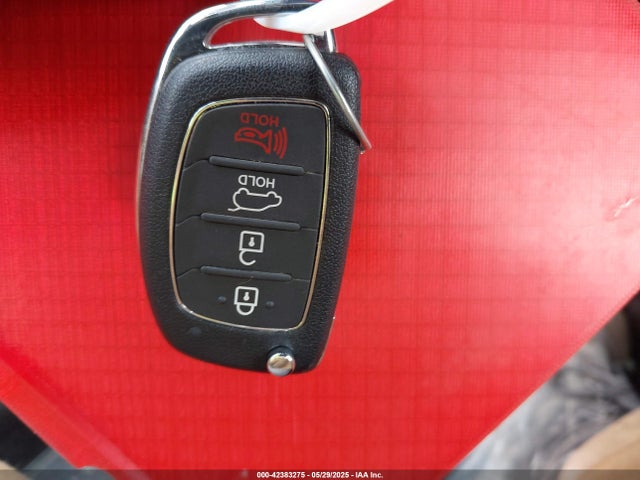 5NPE24AF1HH592744 Hyundai 2017