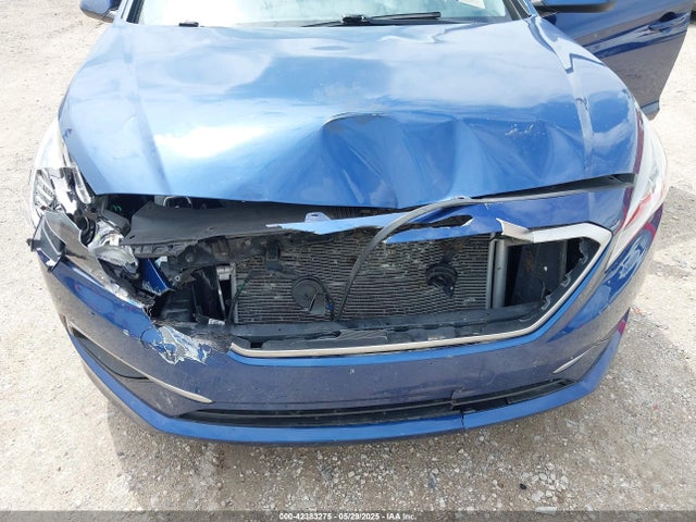 5NPE24AF1HH592744 Hyundai 2017