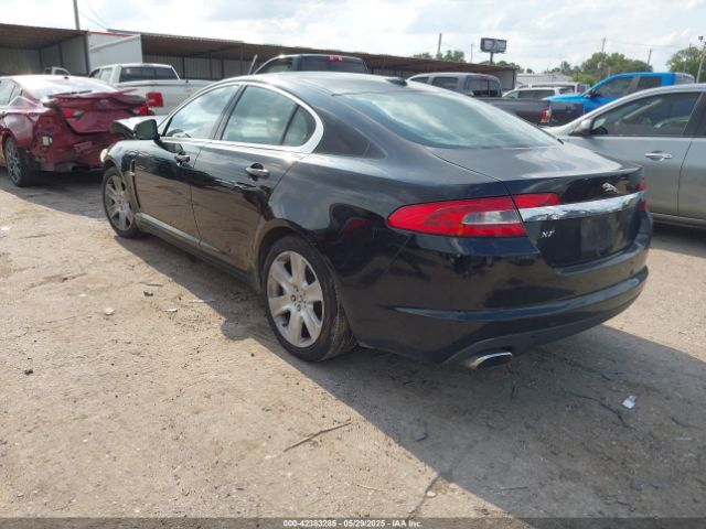 2010 JAGUAR XF SAJWA0FA9AHR53821 Photo 2