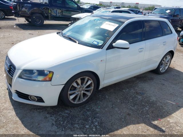 2012 AUDI A3 WAUBJAFMXCA101144 Photo 1