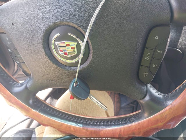 2011 CADILLAC DTS 1G6KD5E60BU142757 Photo 10