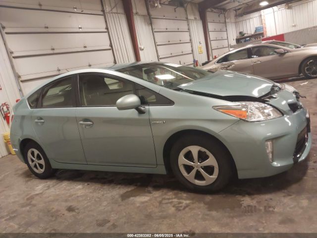 JTDKN3DU4E1744713 Toyota Prius Five/four/three/two
