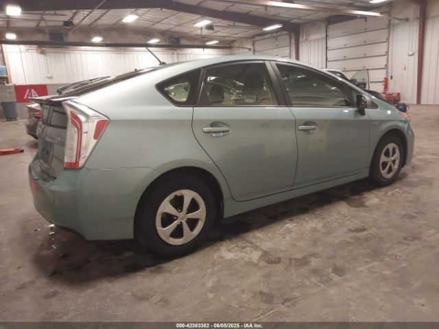 JTDKN3DU4E1744713 Toyota Prius Five/four/three/two