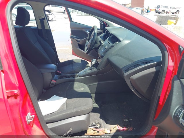 1FADP3K21FL315397 Ford FOCUS SE
