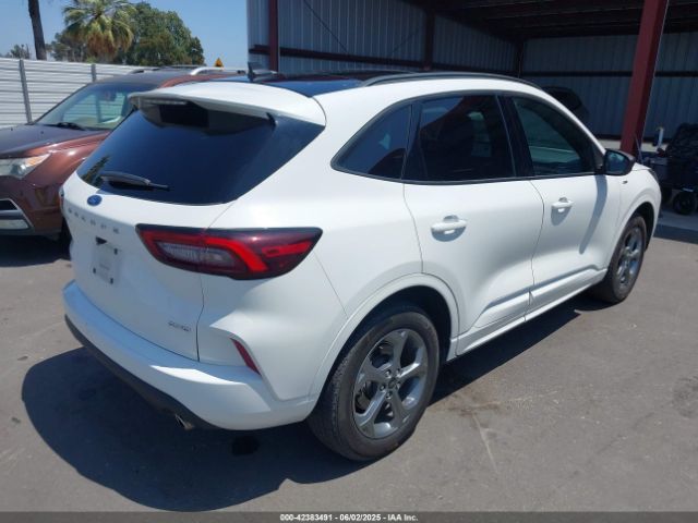 2023 FORD ESCAPE 1FMCU9MN6PUA69107 Photo 3