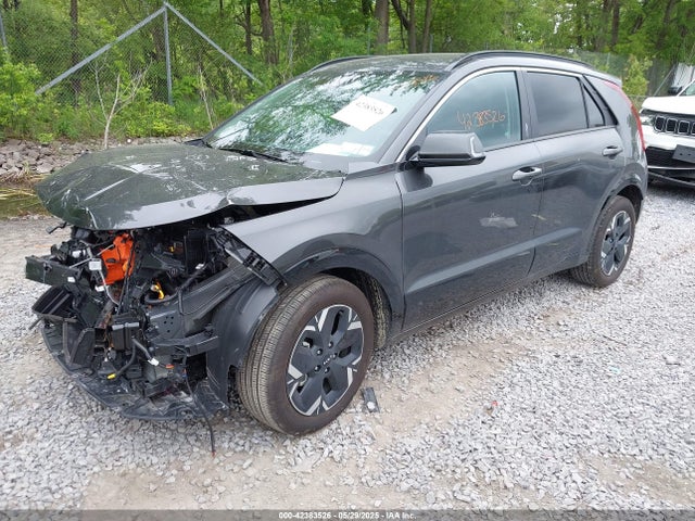 KNDCR3L11S5139228 KIA 2025