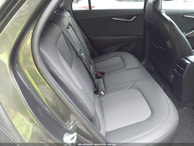 KNDCR3L11S5139228 KIA 2025