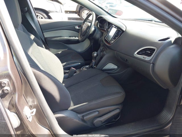1C3CDFBB2FD165461 Dodge 2015