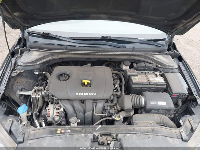5NPD84LFXJH395780 Hyundai ELANTRA SEL