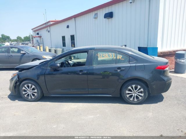 JTDEAMDE9NJ041681 Toyota Corolla Hybrid Le