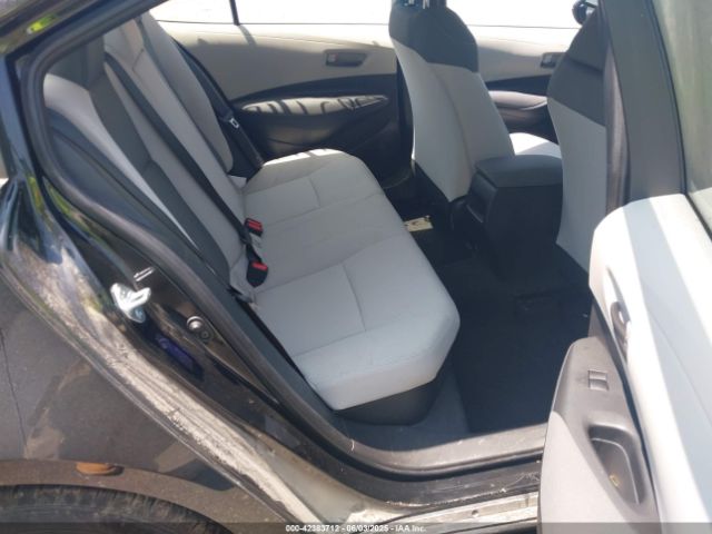 JTDEAMDE9NJ041681 Toyota Corolla Hybrid Le