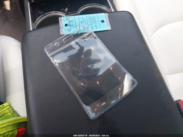 2019 TESLA MODEL 3 5YJ3E1EA8KF317857 Photo 10
