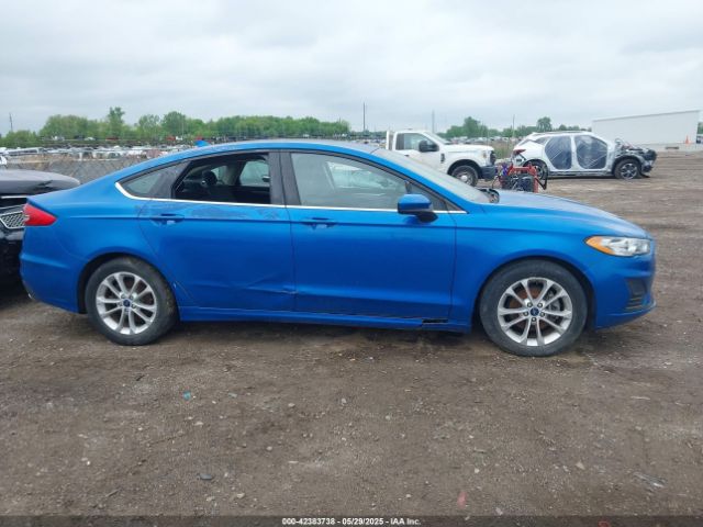 3FA6P0HD1KR166033 Ford FUSION SE