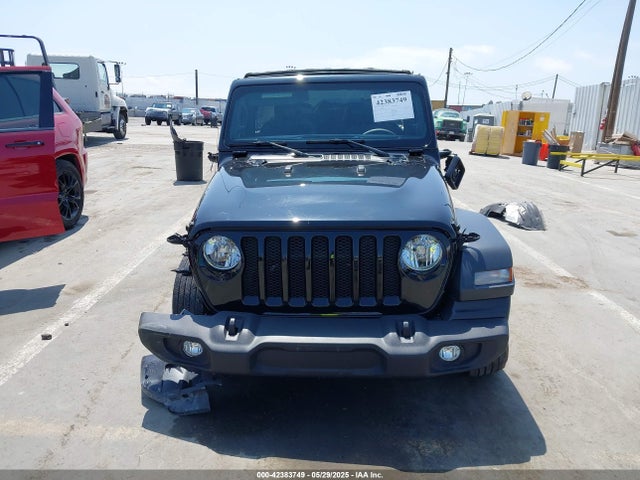 1C4HJXDG5PW615358 Jeep 2023
