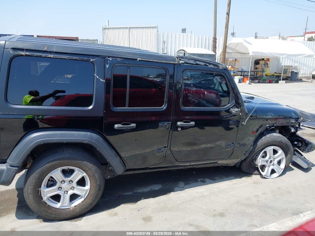 1C4HJXDG5PW615358 Jeep 2023