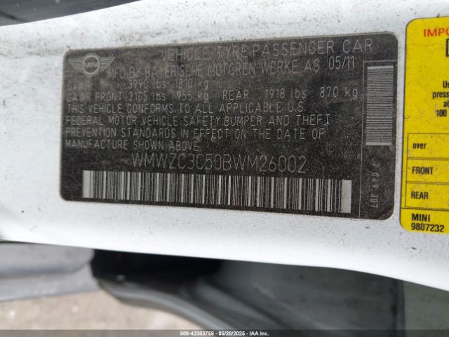 2011 MINI COOPER S COUNTRYMAN WMWZC3C50BWM26002 Photo 8