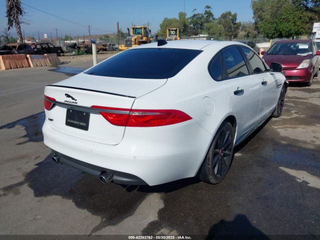 2017 JAGUAR XF SAJBF4BV2HCY33480 Photo 3