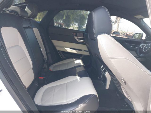 2017 JAGUAR XF SAJBF4BV2HCY33480 Photo 7
