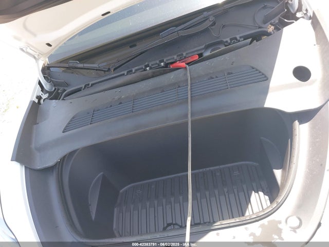 2023 TESLA MODEL Y 7SAYGAEE6PF610721 Photo 9