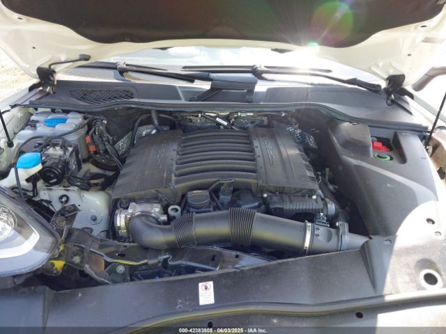2018 PORSCHE CAYENNE WP1AA2A28JKA02807 Photo 9