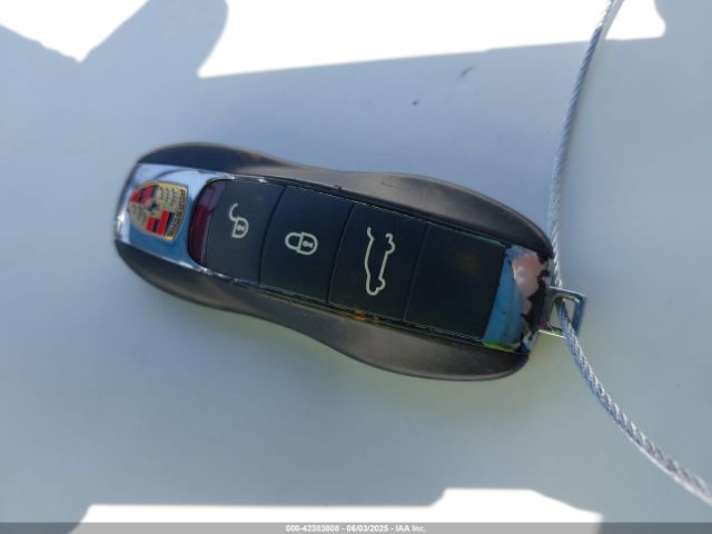 2018 PORSCHE CAYENNE WP1AA2A28JKA02807 Photo 10