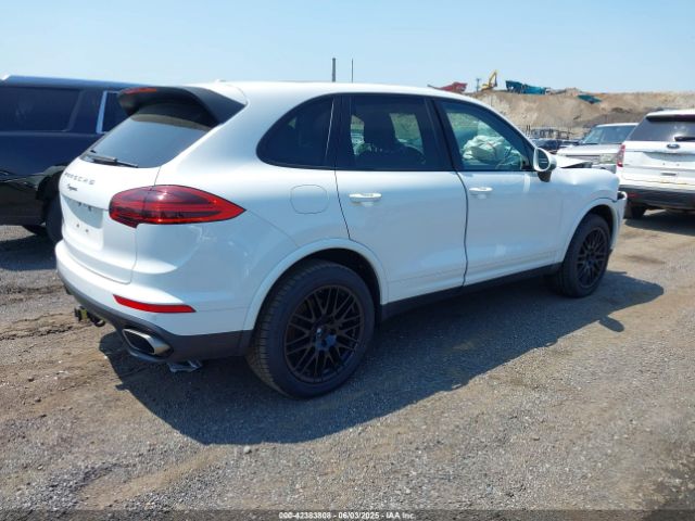 2018 PORSCHE CAYENNE WP1AA2A28JKA02807 Photo 3