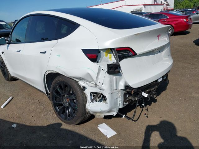 2022 TESLA MODEL Y 7SAYGDEE5NF450877 Photo 5