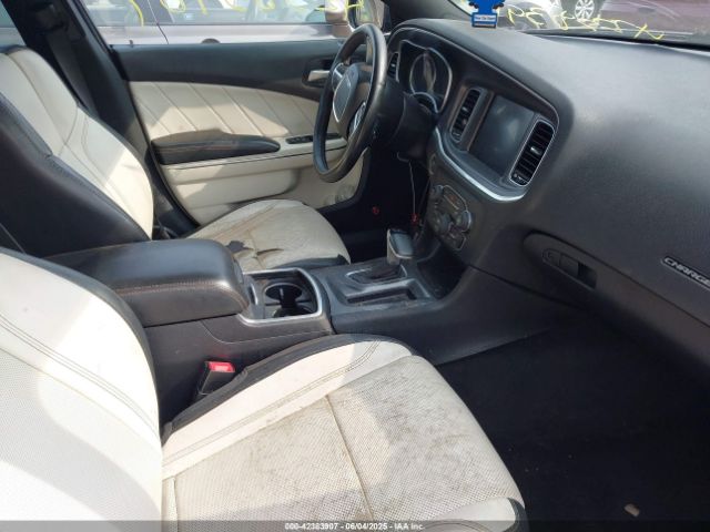 2015 DODGE CHARGER 2C3CDXHGXFH897395 Photo 4