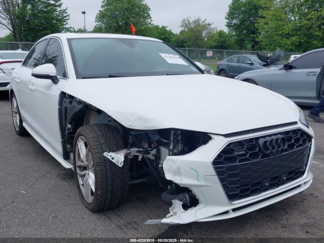 2022 AUDI A4 WAUEAAF49NN008799