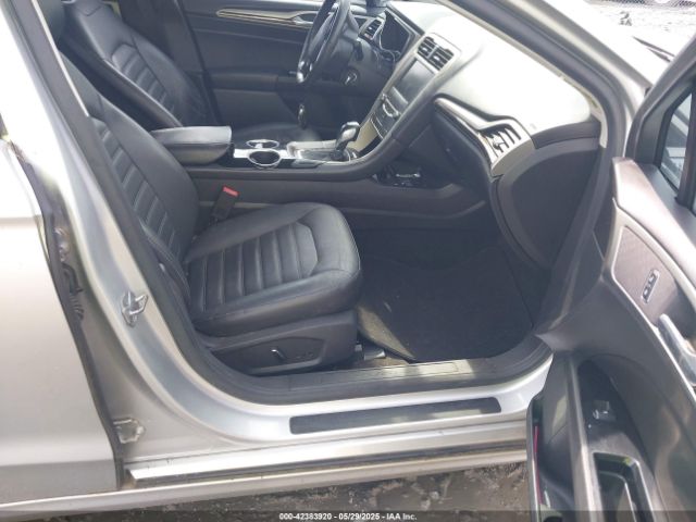 3FA6P0HD0ER118401 Ford FUSION SE
