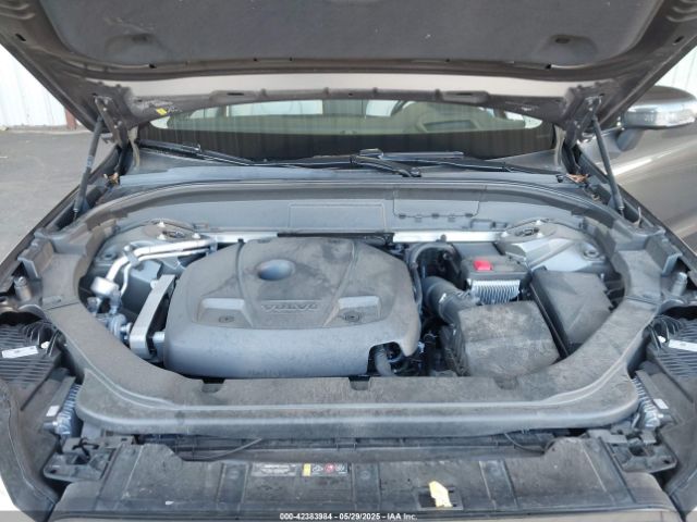 2021 VOLVO XC60 YV4102RL9M1694746 Photo 9
