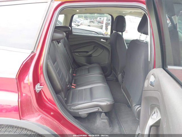 1FMCU0JX6EUE39521 Ford Escape Titanium