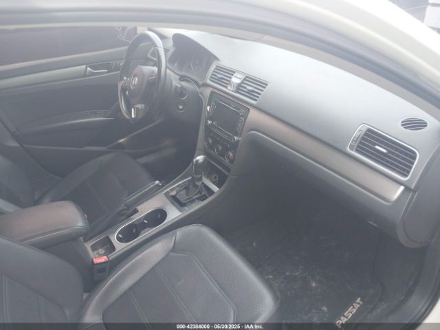 2015 VOLKSWAGEN PASSAT 1VWBT7A35FC078330 Photo 4
