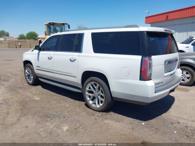 2017 GMC YUKON XL 1GKS2HKJ8HR122222 Photo 2