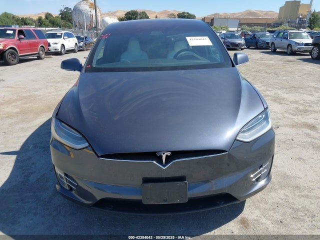 Tesla MODEL X 2017 5YJXCDE2XHF077253 Image 12