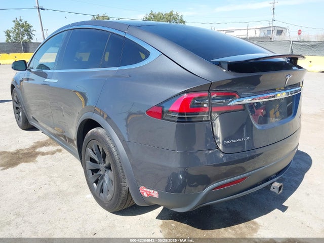 Tesla MODEL X 2017 5YJXCDE2XHF077253 Image 3