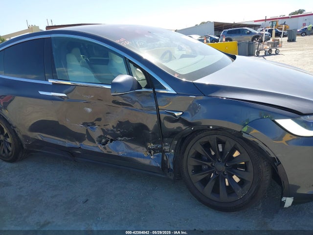 Tesla MODEL X 2017 5YJXCDE2XHF077253 Image 6