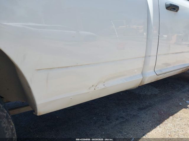 3C6JR6DM0GG352213 RAM 1500 Tradesman