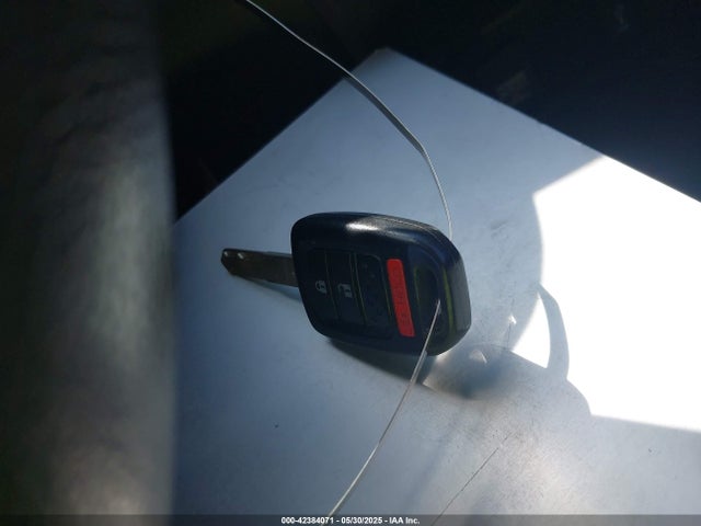 3HGGK5H4XKM703328 Honda FIT LX