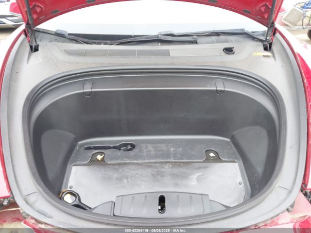 5YJ3E1EBXJF072776 Tesla MODEL 3
