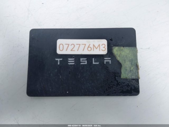 5YJ3E1EBXJF072776 Tesla MODEL 3