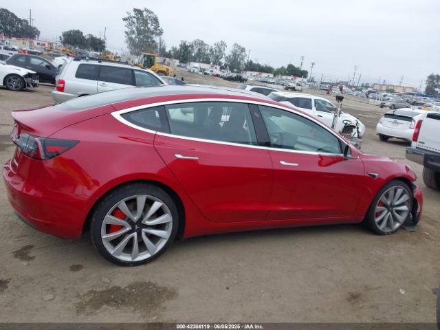 5YJ3E1EBXJF072776 Tesla MODEL 3